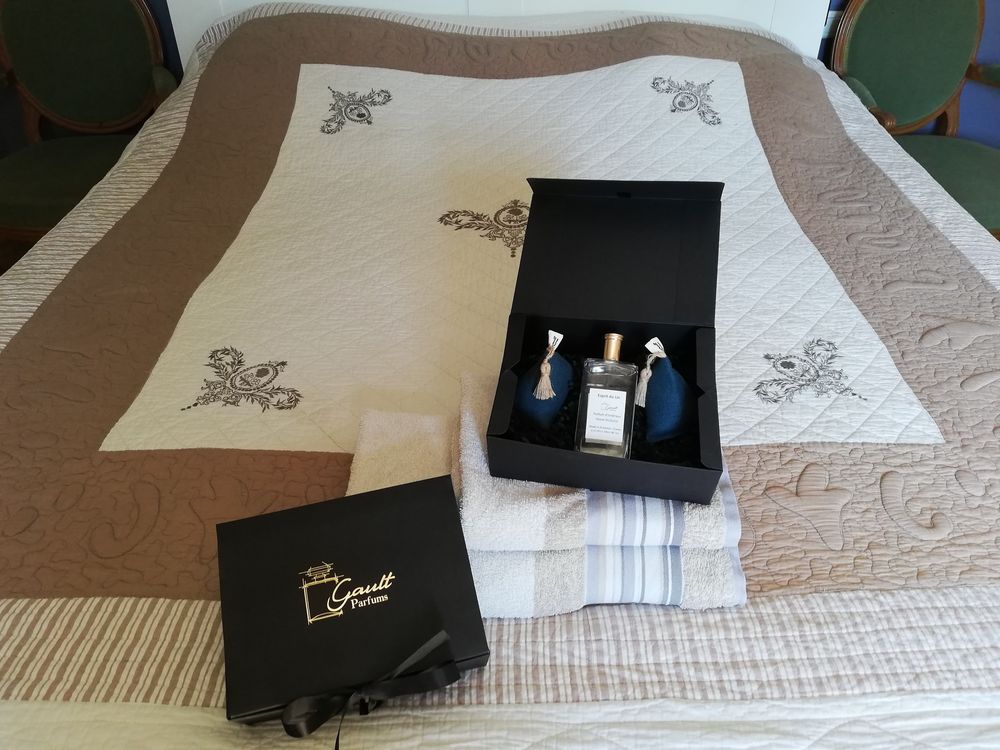 Coussins textile - Sachets parfumés / diffuseurs de parfums - GAULT PARFUMS