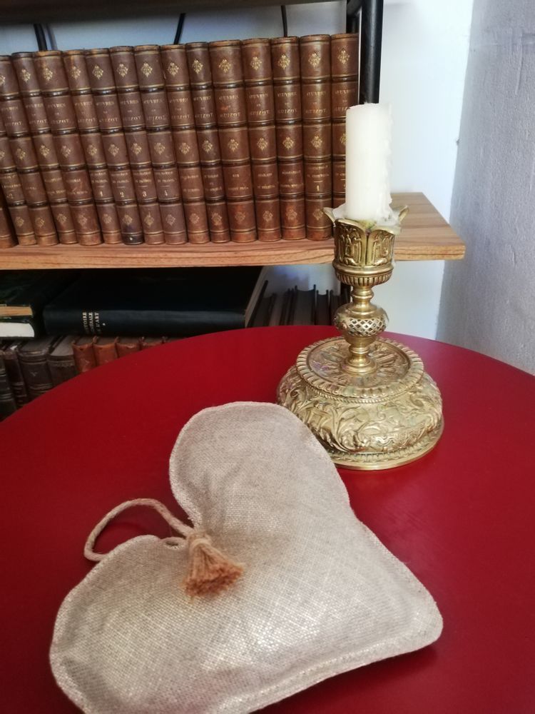Coussins textile - Sachets parfumés / diffuseurs de parfums - GAULT PARFUMS