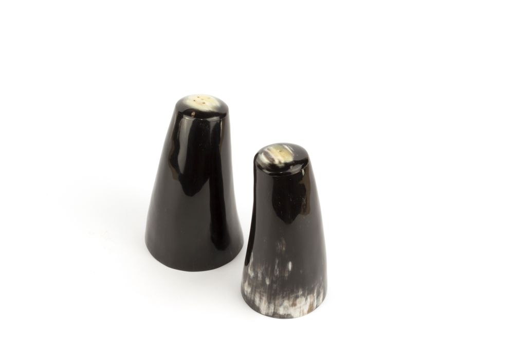 Couverts de service - Natural Horn Salt and Pepper Shaker - L INDOCHINEUR X RIVÊT