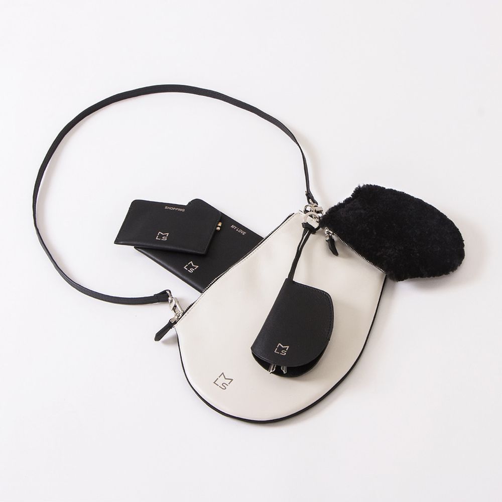 Bags and totes - Zip Maxi Black - Black leather bag with removable shoulder strap - MLS-MARIELAURENCESTEVIGNY