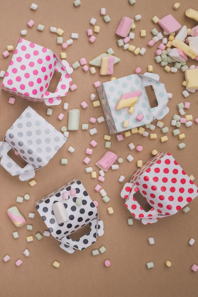 Christmas garlands and baubles - Favor Boxes - PAPERHOLIC ALL BOUT PAPER