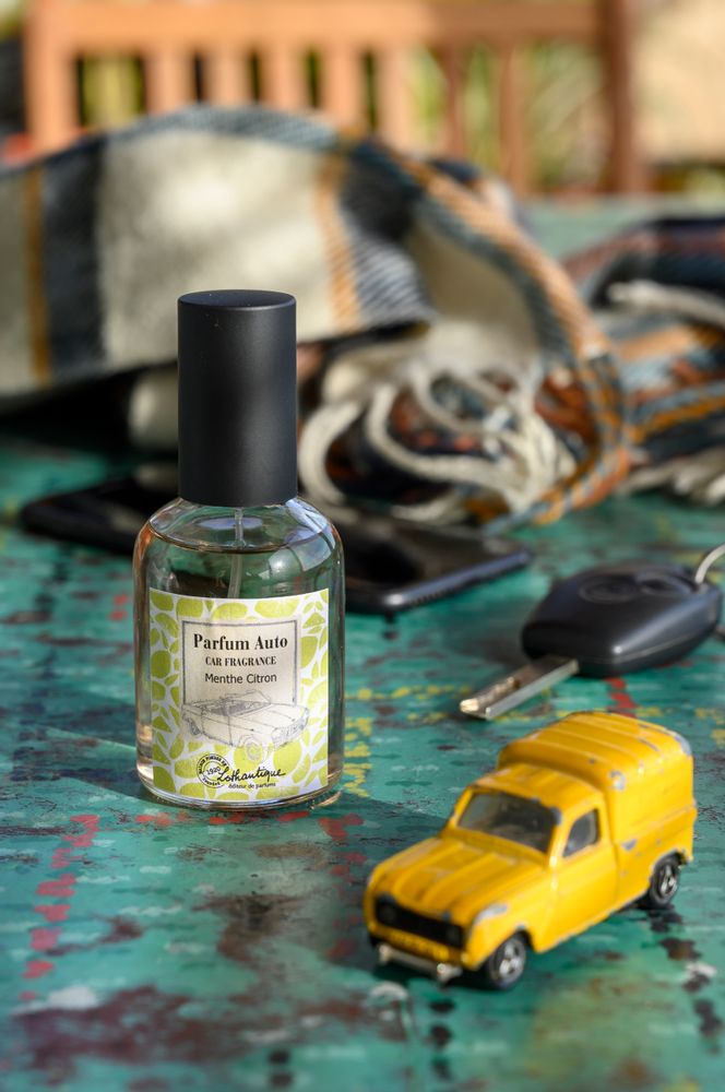 Senteurs - LES PETITS PARFUMS AUTO - LOTHANTIQUE