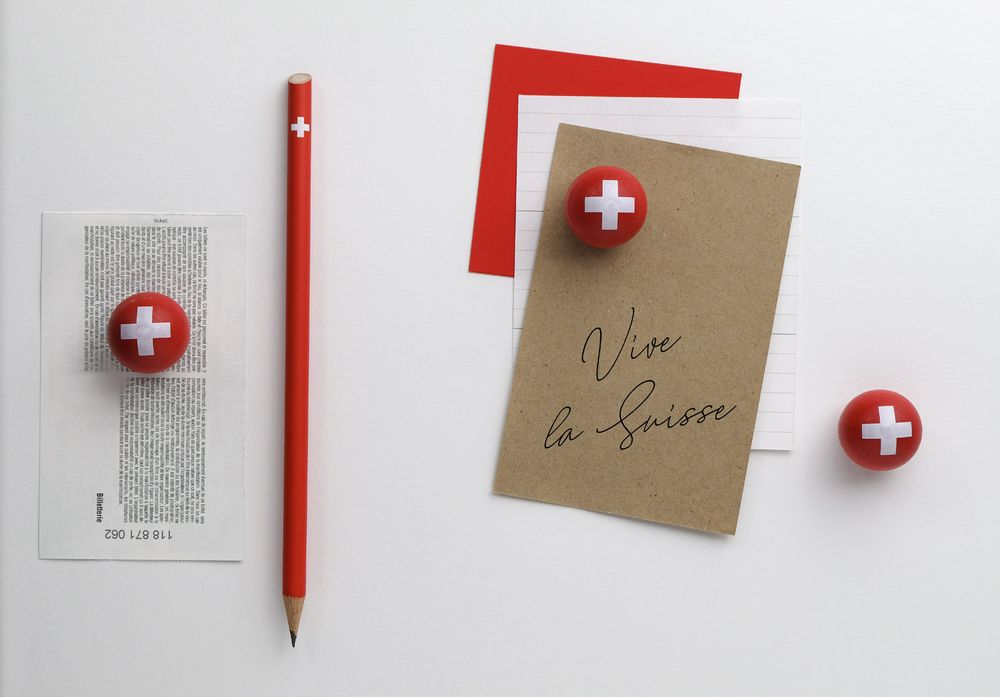 Papeterie - Swiss magnetic pencil. - TOUT SIMPLEMENT,
