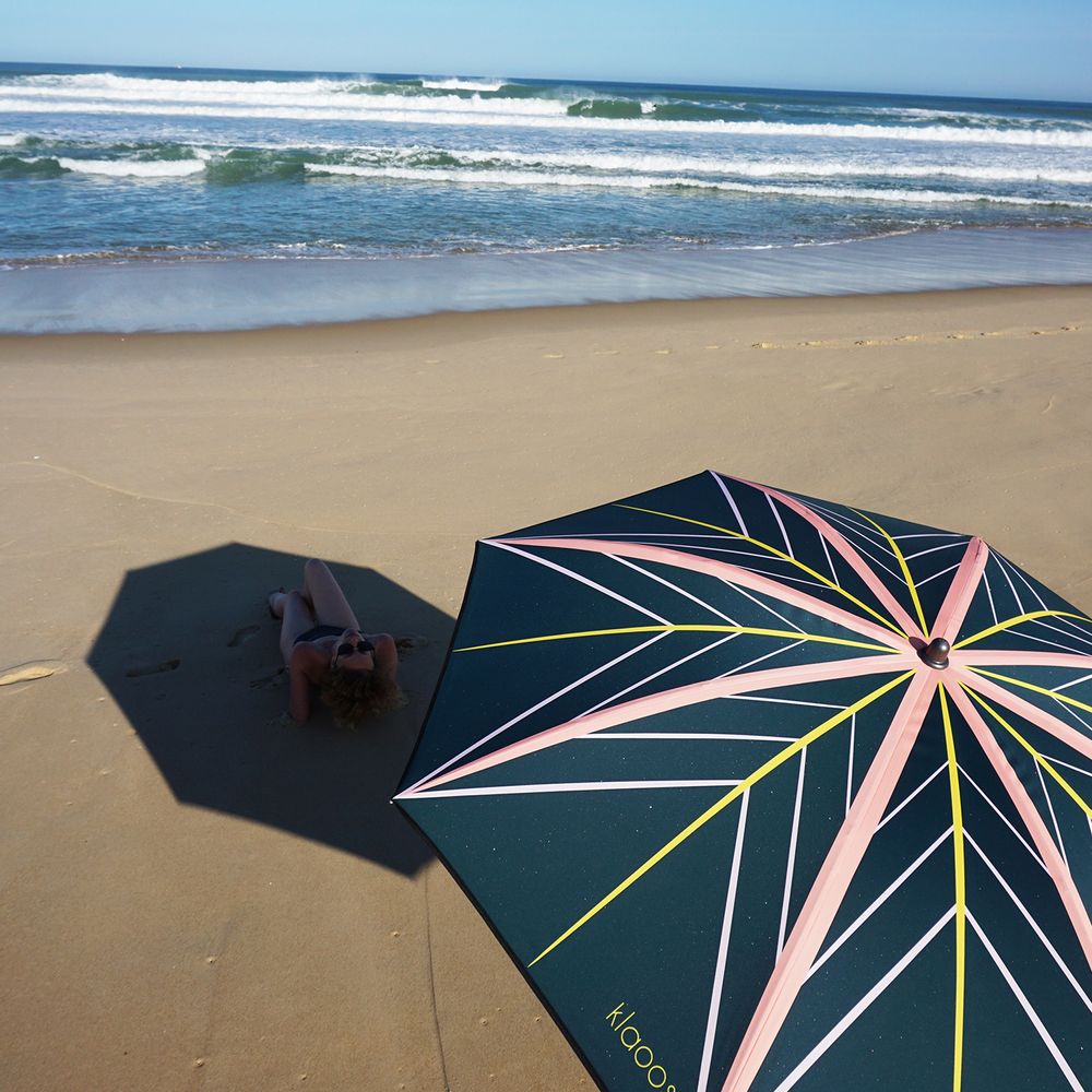 Design objects - Klaoos Stella Beach Umbrella Light Green - KLAOOS