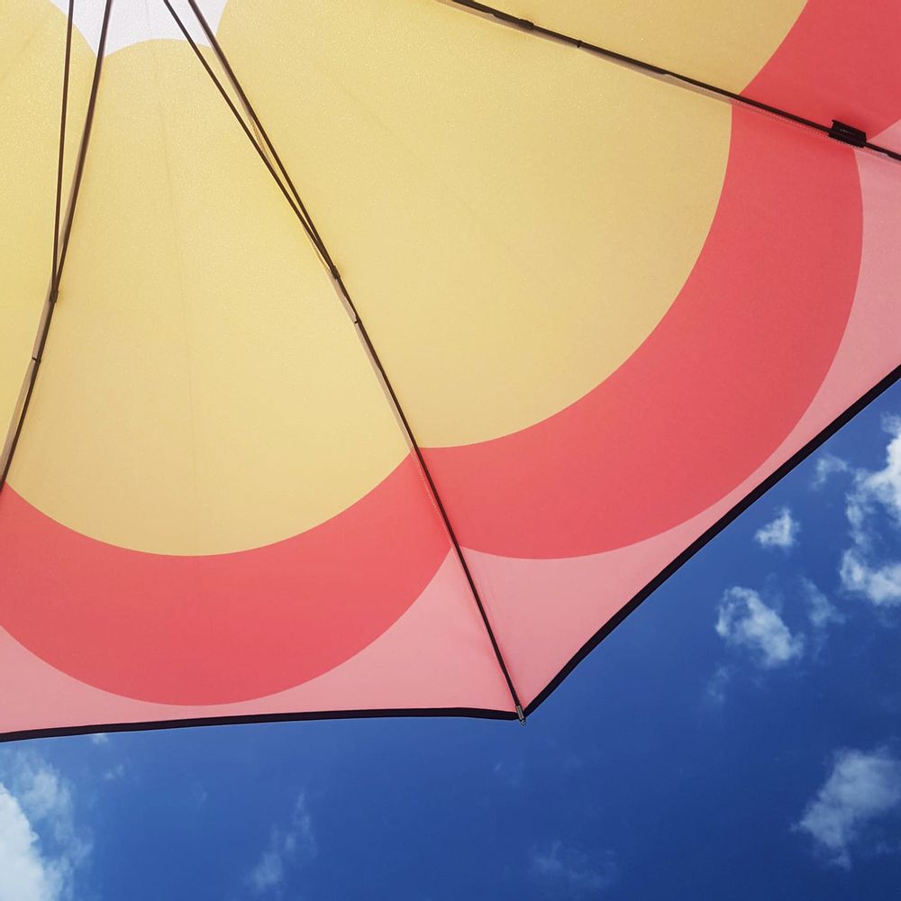 Design objects - Beach umbrella - Mustard red popgrass - Klaoos - KLAOOS