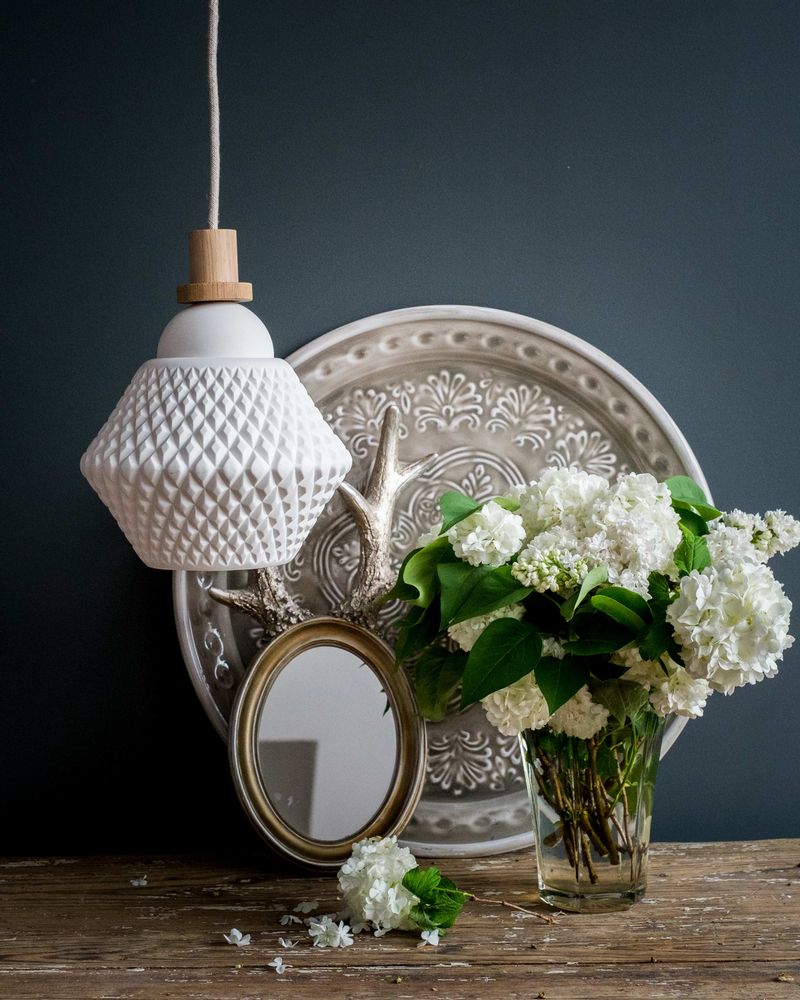 Hanging lights - Les Georgettes - SANDRINE TORTIKIAN