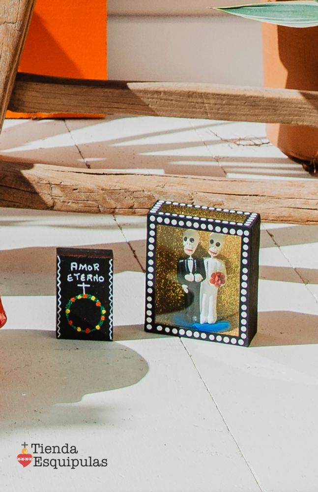 Gifts - Mexican Skeleton Boxes - TIENDA ESQUIPULAS