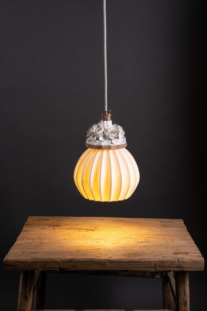 Hanging lights - Les Georgettes - SANDRINE TORTIKIAN