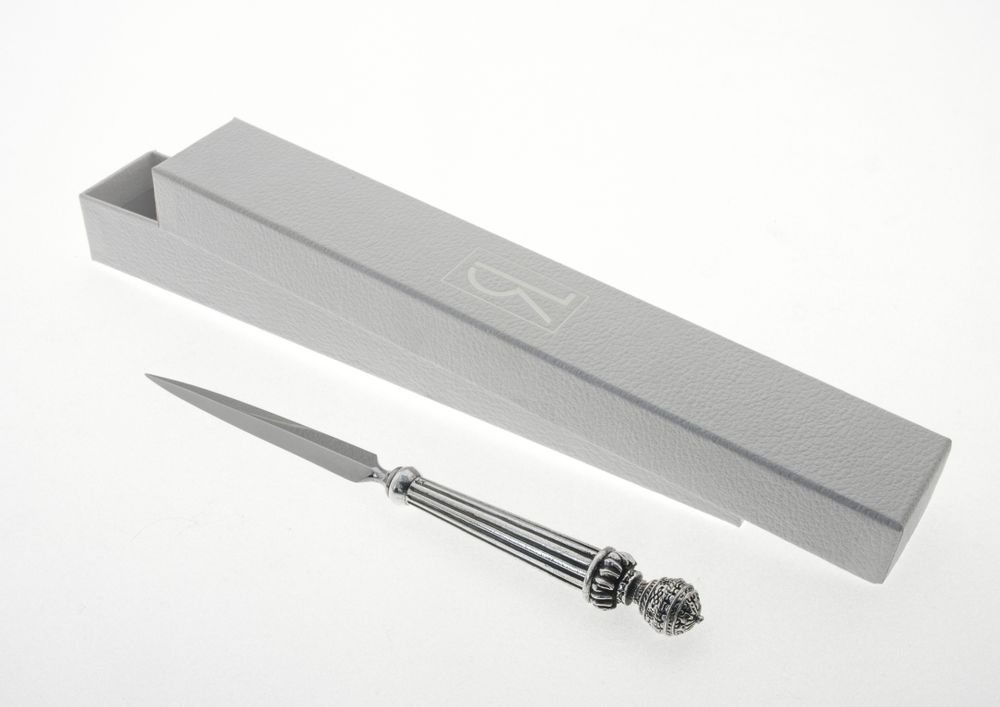 Unique pieces - SILVERWARE BY AUTHORS - LAURET STUDIO,