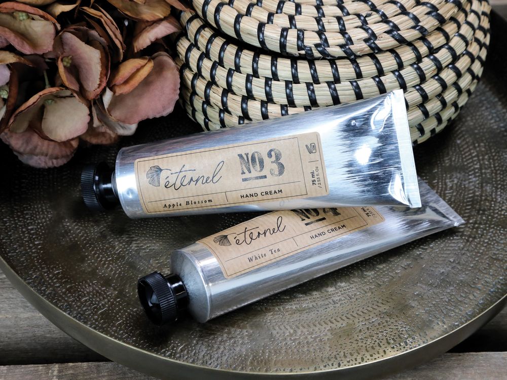 Beauty products - Éternel hand care - CHIC ANTIQUE A/S
