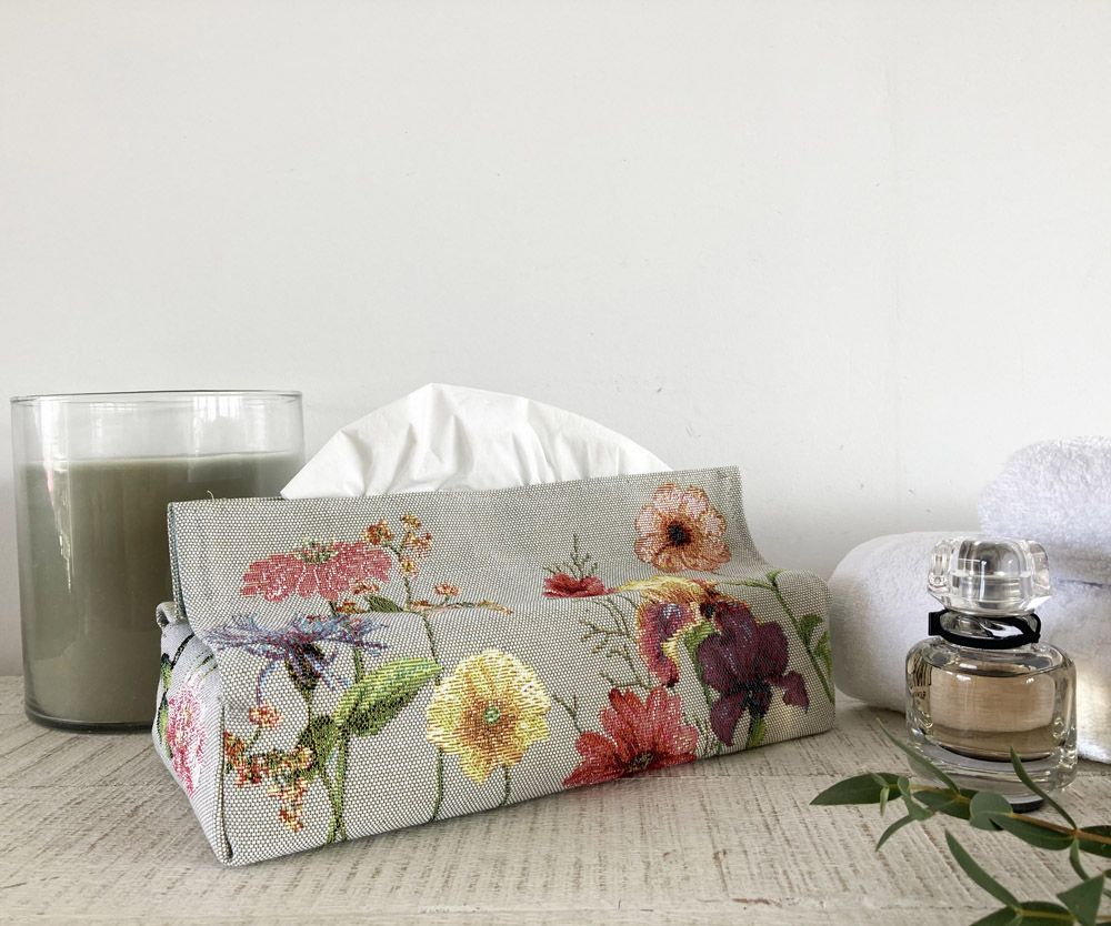 Coussins textile - Boîte de mouchoirs et galettes de chaise. - ART DE LYS