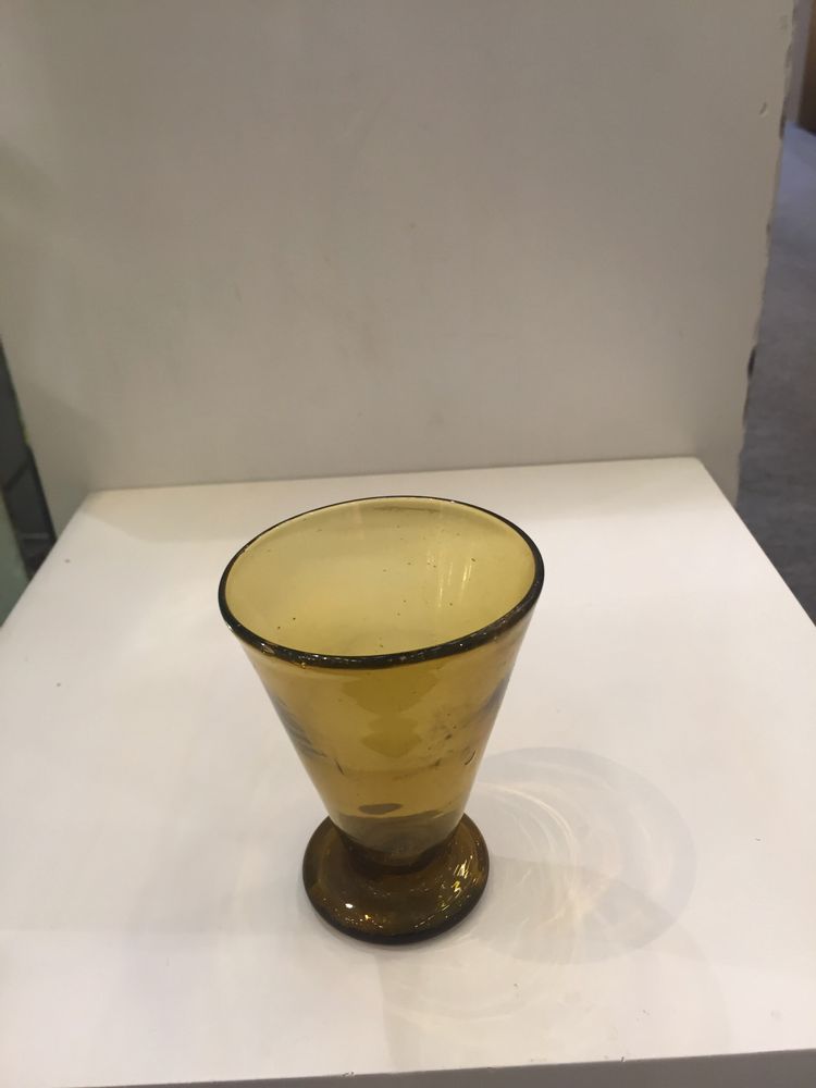 Stemware - Flared Tapered Foot Glass - SALAHEDDIN GLASSWARE