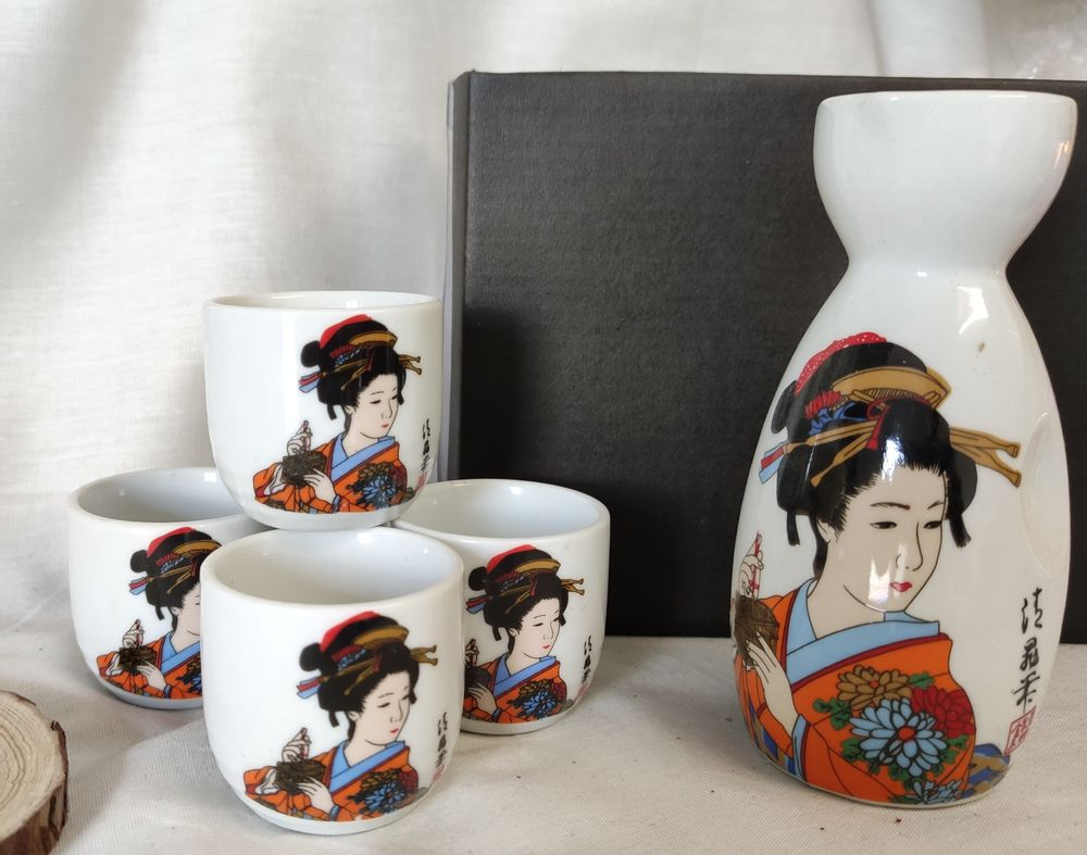 Mugs - Japanese sake service - GALERIE D'ORIENT