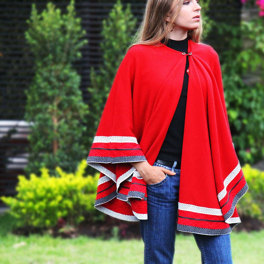 Apparel - Otavalo's Poncho - CAMAQUEN