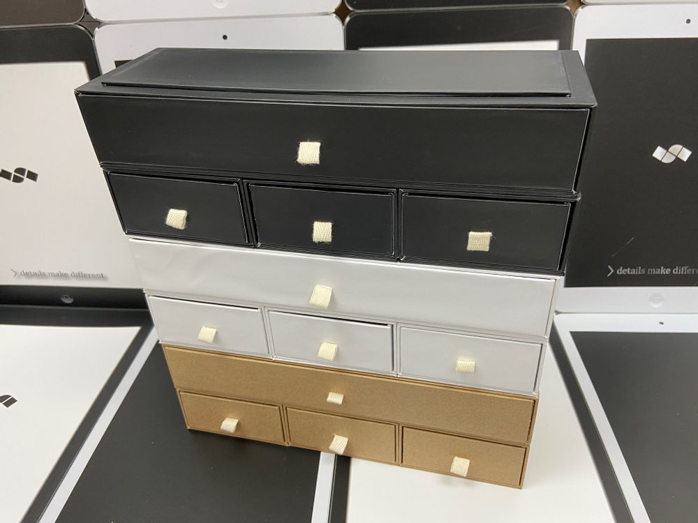 Cadeaux - Boîtes de rangement en papier recyclé - SHUN SUM GROUP LTD.