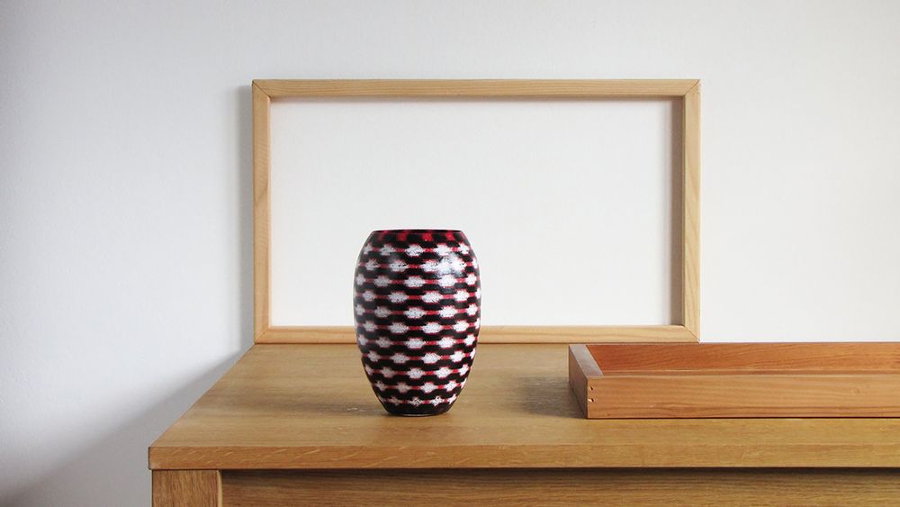 Decorative objects - White on Red Teleport Barrel Vase Medium - SYNCHROPAINT