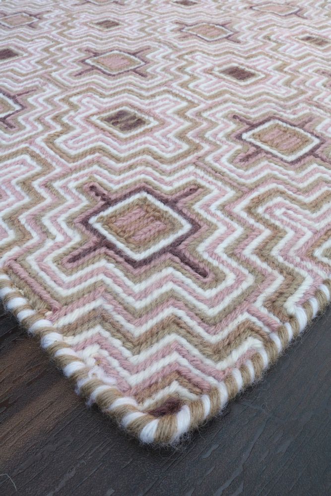 Classic carpets - Y-Knot Geometric Carpets - MEEM RUGS