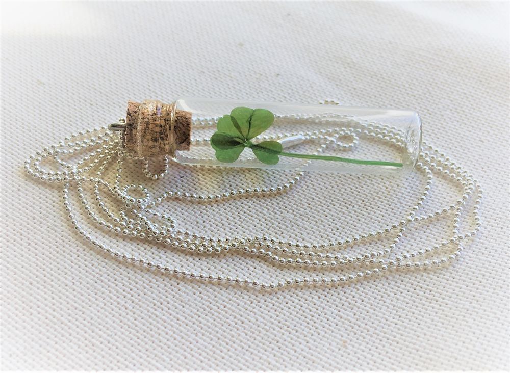 Bijoux - Bouteille Clover - CARRÉ DE TRÈFLES