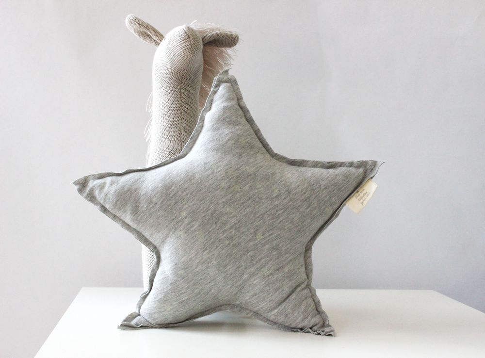 Coussins - COUSSIN BÉBÉ ÉTOILE BRILLENT DANS LA COLLECTION SOMBRE - PETIT ALO