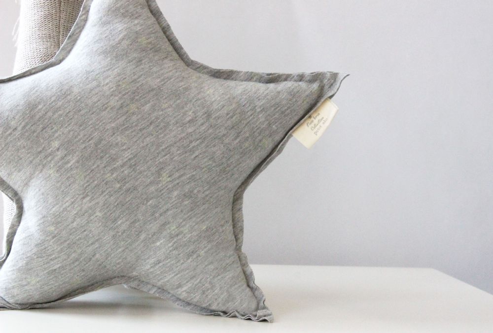 Coussins - COUSSIN BÉBÉ ÉTOILE BRILLENT DANS LA COLLECTION SOMBRE - PETIT ALO