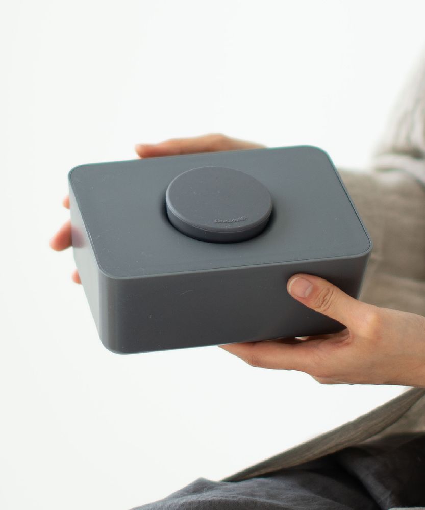 Bathroom storage - b2c_WET TISSUE HOLDER_SILICON - SARASA DESIGN