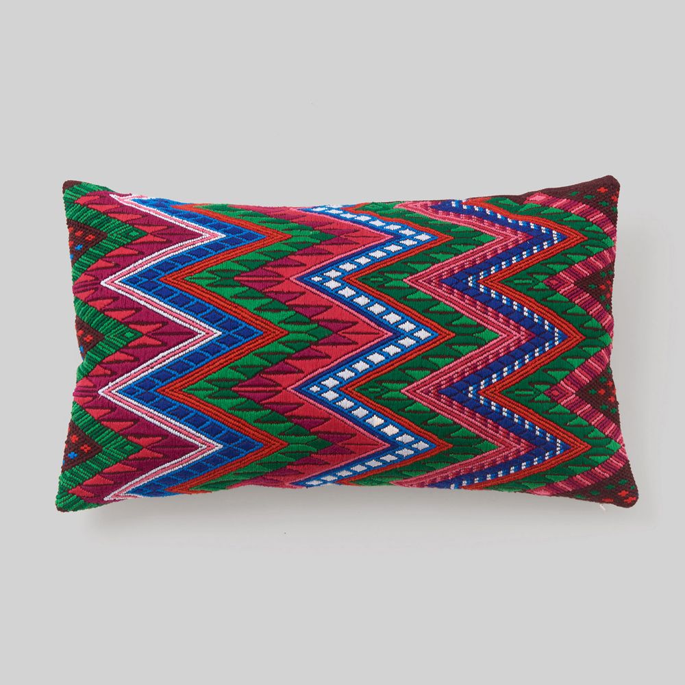 Comforters and pillows - BROCADO SERPIENTE CUSHION RED - NATA Y LIMÓN