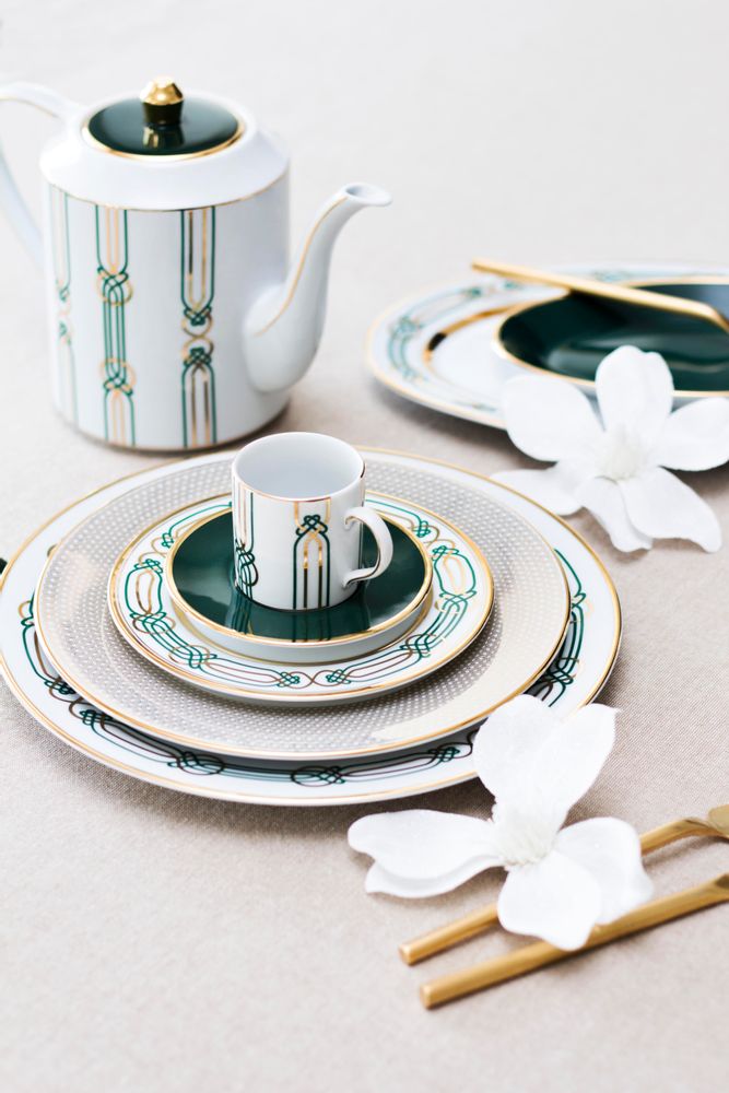 Couverts & ustensiles de cuisine - Assiettes en porcelaine Liberty - PORCEL
