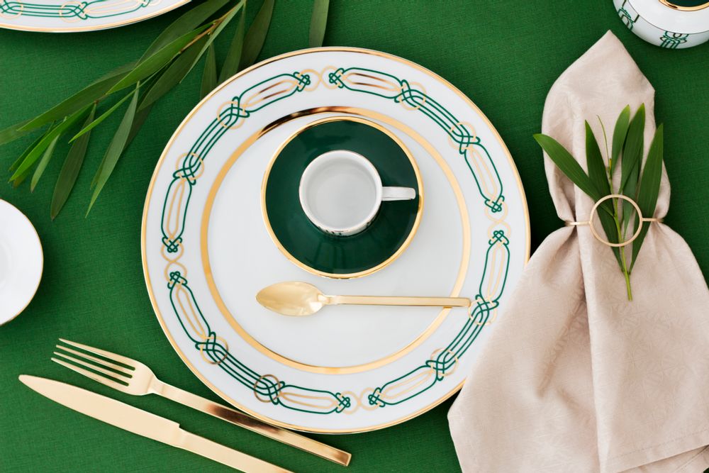 Couverts & ustensiles de cuisine - Assiettes en porcelaine Liberty - PORCEL