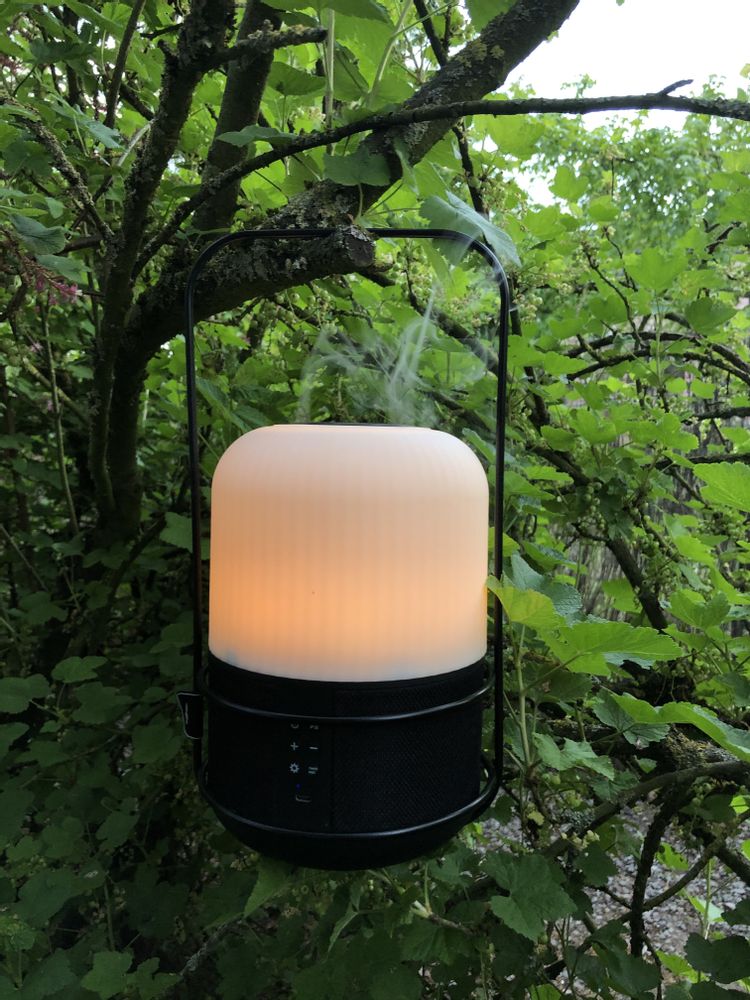 Diffuseurs de parfums - LAMPION, Enceinte sans fil lumineuse et Diffuseur d'huiles essentielles - AROMASOUND - AROMASOUND