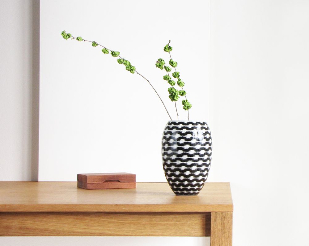 Objets de décoration - B&W Resonance Barrel Vase XLarge - SYNCHROPAINT