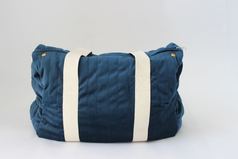Vêtements de nuit - CABAS À LANGER EN VELOURS BLEU - PETIT ALO