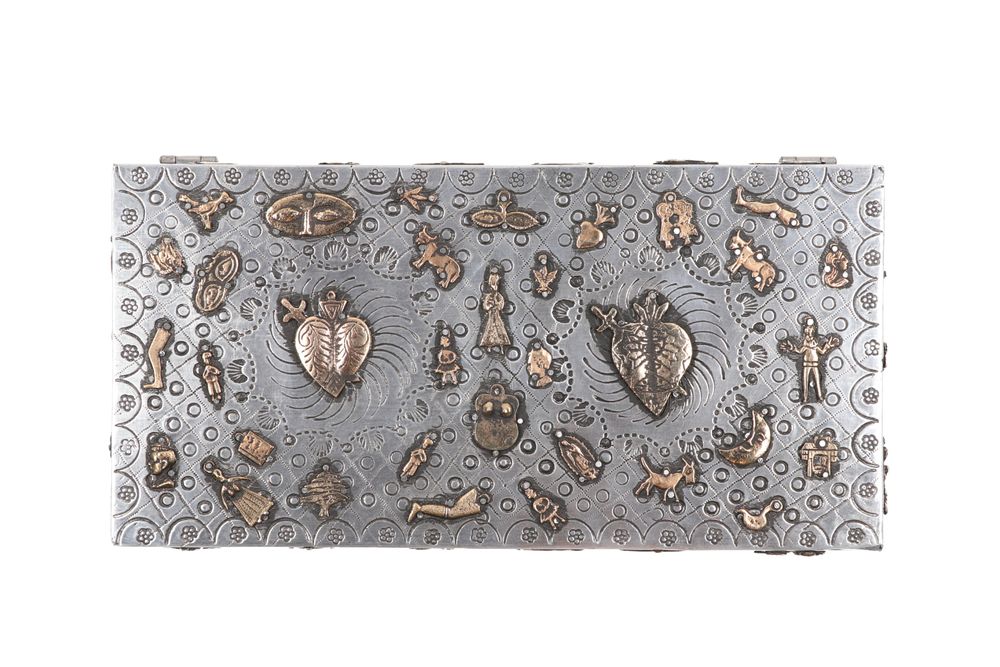 Caskets and boxes - Ex Voto decorative chest with inlaid treasure in wood and metal - PINK PAMPAS