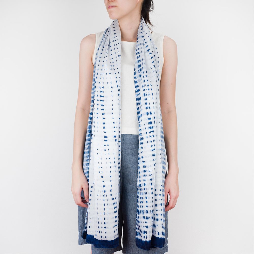Foulards et écharpes - Écharpe en soie - Cascade - SLOWSTITCH STUDIO