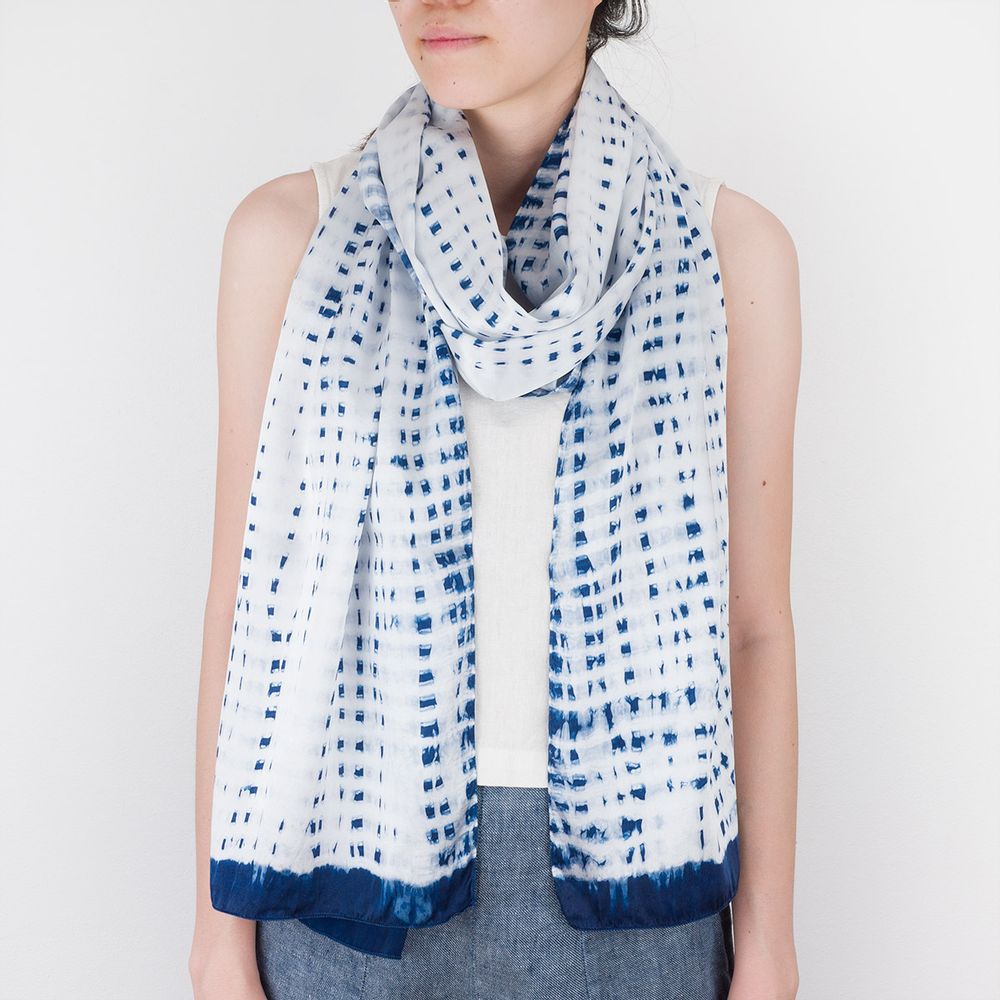 Foulards et écharpes - Écharpe en soie - Cascade - SLOWSTITCH STUDIO