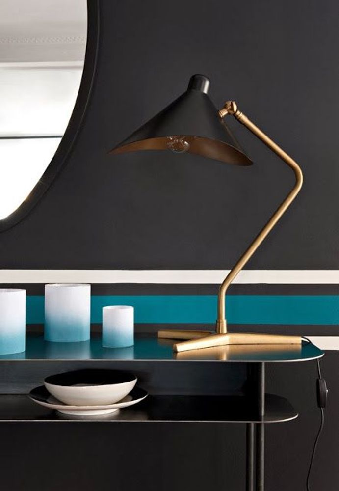 Office design and planning - DINO TABLE - GONG BY JO PLISMY