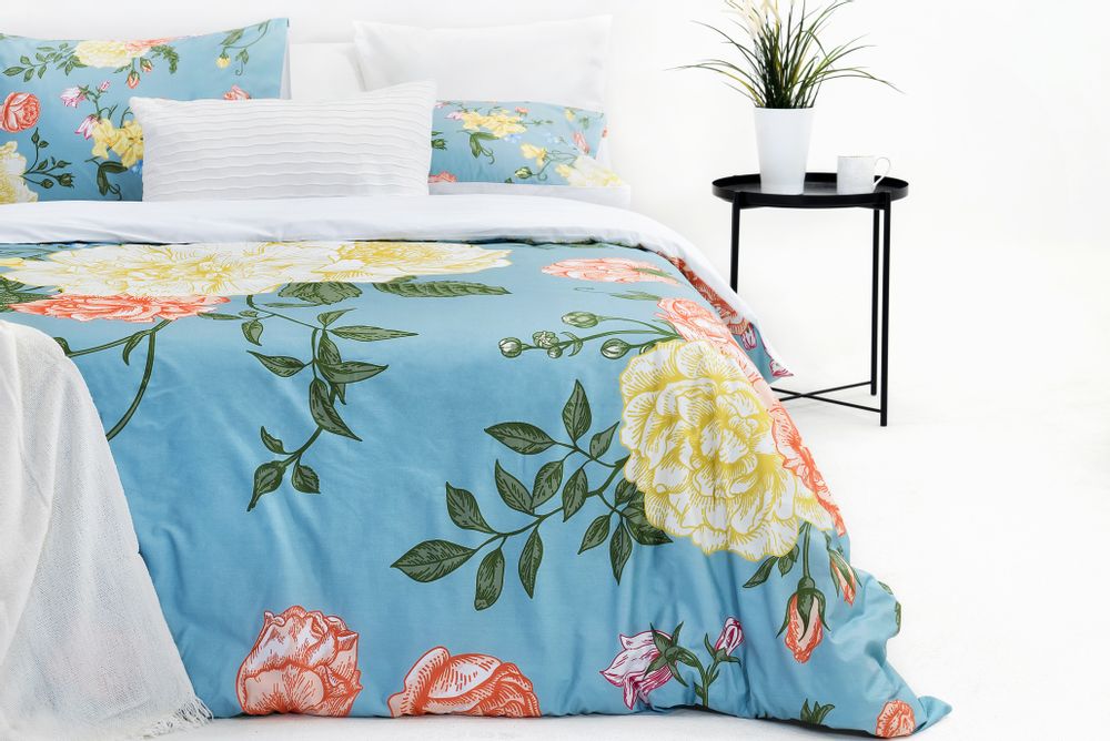 Bed linens - Ocean Flowers Duvet Cover Set - MARSALA HOME ®