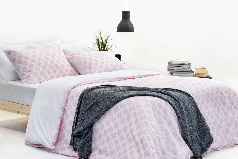 Bed linens - Pink Leisure Duvet Cover Set - MARSALA HOME ®