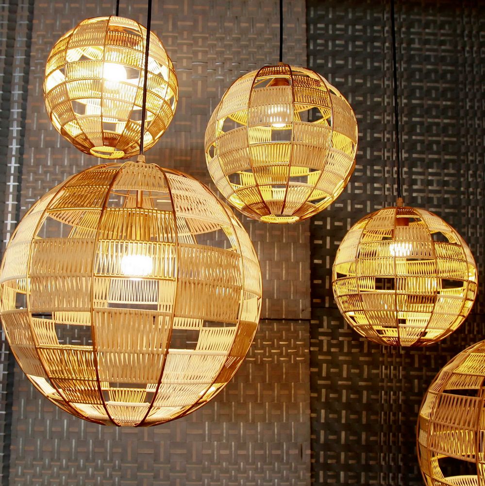 Decorative objects - Globe Pendants - BAANCHAAN