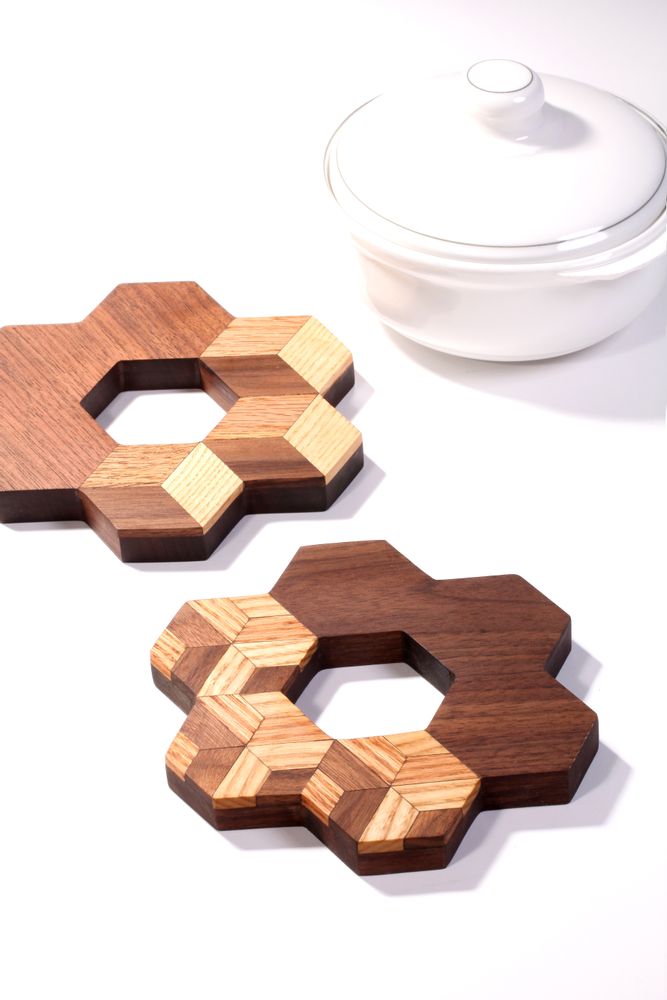 Design objects - Tortoise Shell Pattern Pot Stand - WORKSHOP YEONHUI