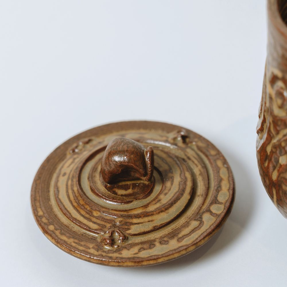Tasses et mugs - Mug à couvercle totem - TAITUNG ESSENCE - ADISI POTTERY