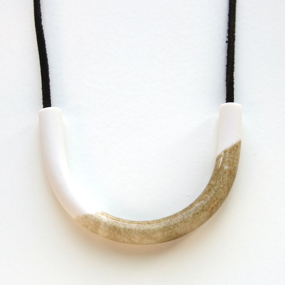 Ceramic - ARC necklace - STUDIO INEKE VAN DER WERFF