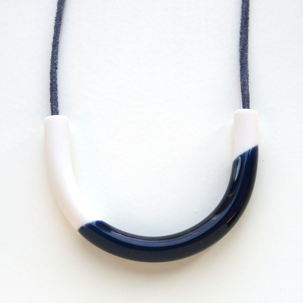 Ceramic - ARC necklace - STUDIO INEKE VAN DER WERFF