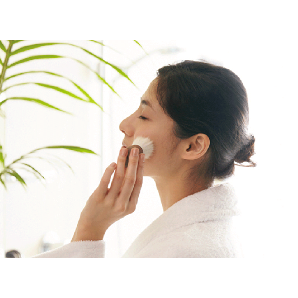 Objets design - Brosse nettoyante pour le visage, Collection SUVÉ - SHAQUDA