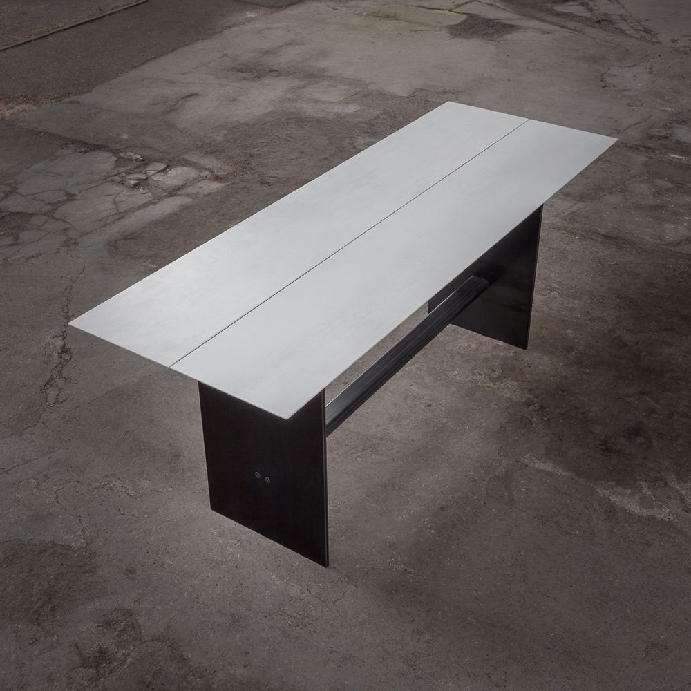 Dining Tables - HIGH  BAR LINEAL - TRISS