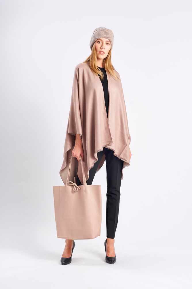 Bags and totes - Leather tote - MAISON FANLI