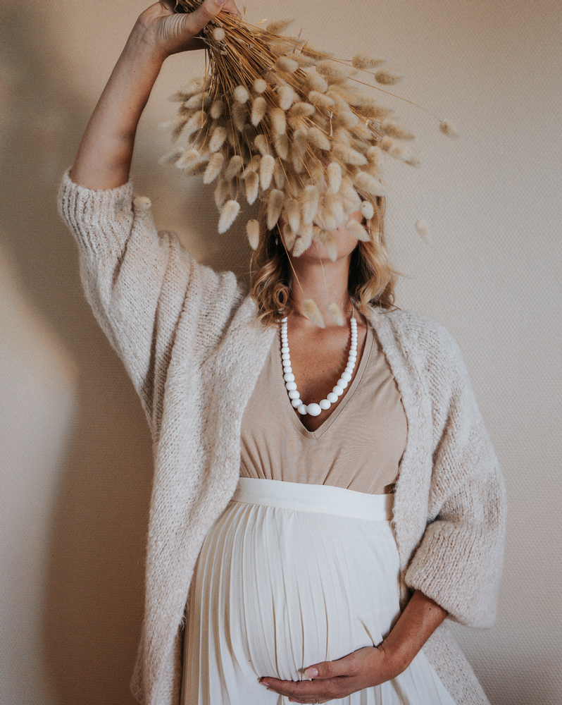 Gifts - Louise| Baby carrier, breastfeeding and Teething Necklace - MINTYWENDY
