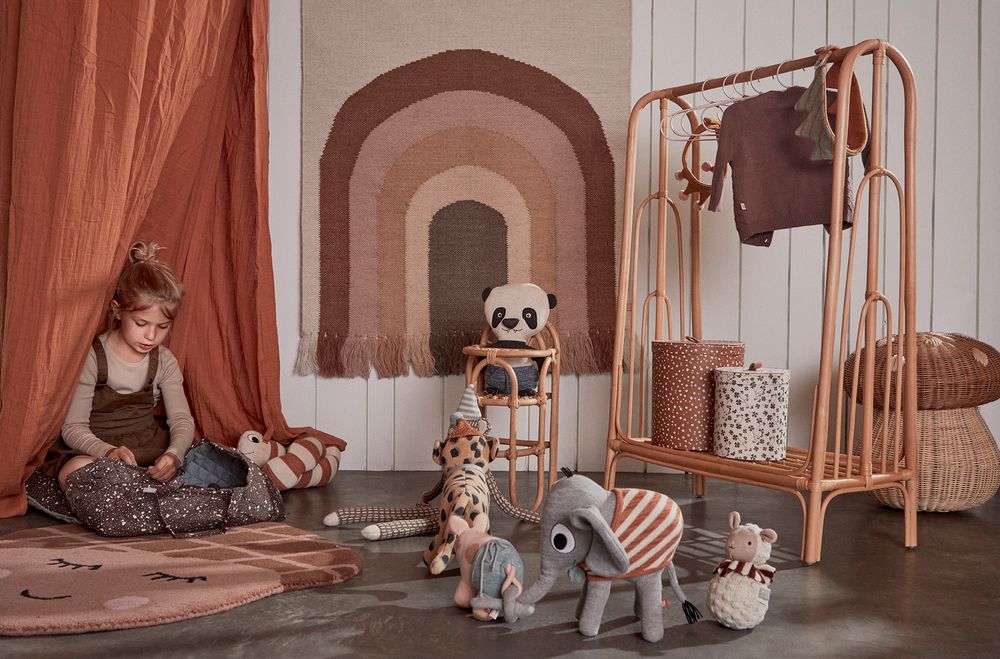 Children's bedrooms - Rainbow Clothes Rack - Rainbow Furniture - OYOY LIVING DESIGN
