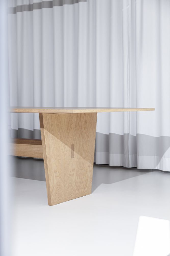 Dining Tables - NOVA - PORVENTURA