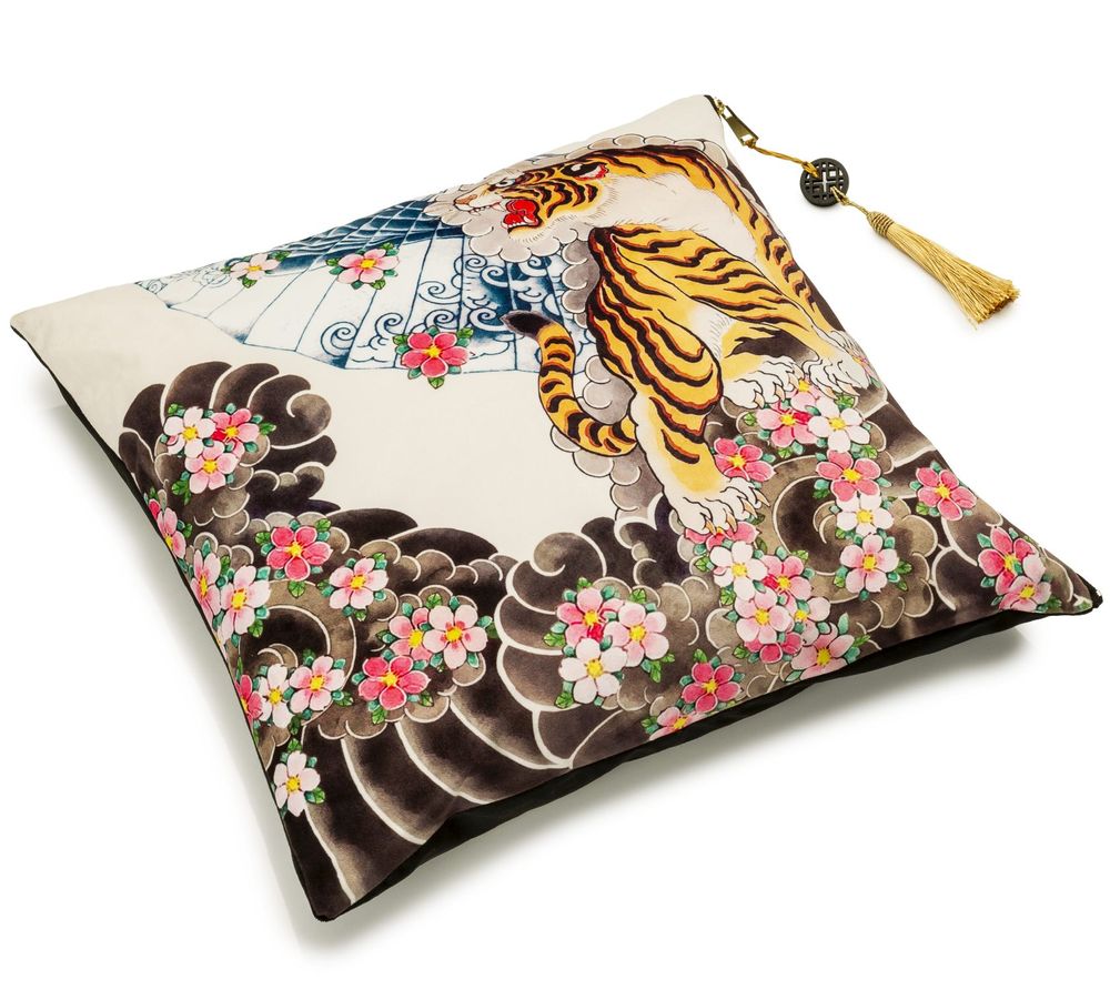 Coussins textile - Coussins, Tatoo-age - PALAIS ROYAL