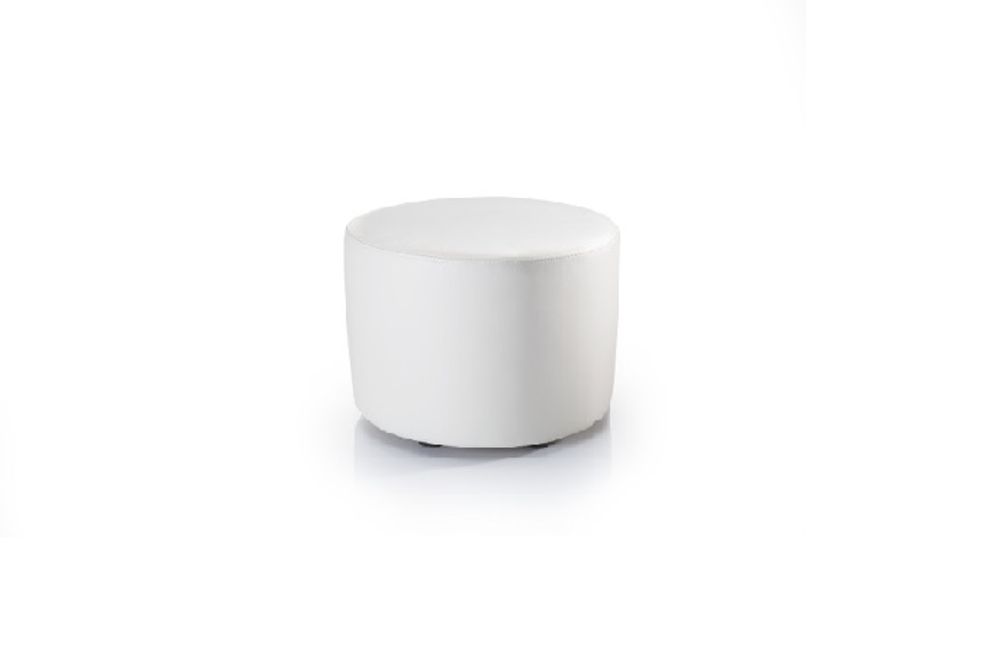 Tabourets - table ; cuir de vache ; écru ; D55-H40cm ; - KATRIN LEUZE -COLLECTION-